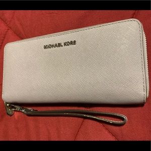 Michael kors large zip around wallet